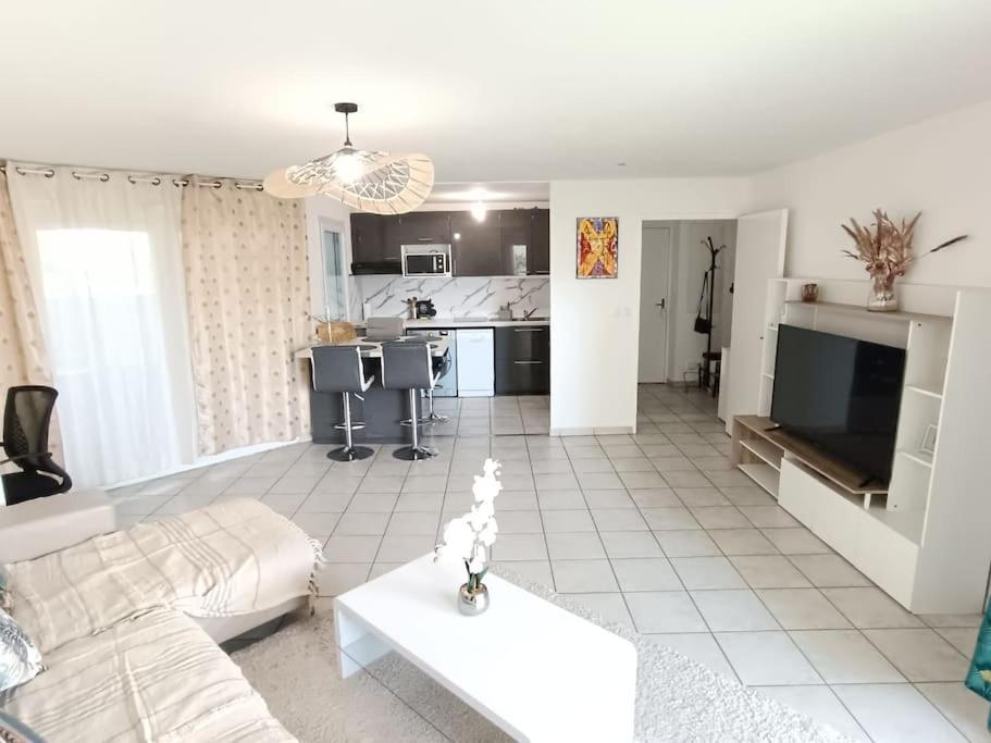 Apartment Magnifique T3 - Grande Terrasse - Parking Prive Montpellier